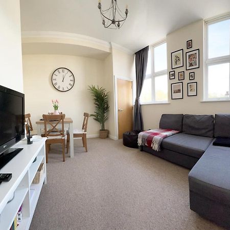 Cosy Town Centre Apartment Close To Beach Bournemouth Eksteriør bilde